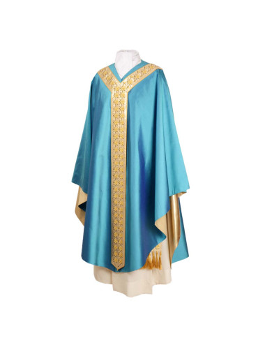 Chasuble made in pure silk decorated with embroided