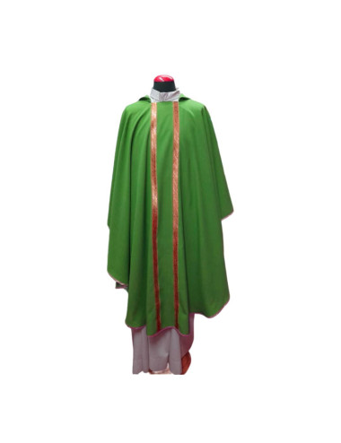 Casulla modelo Santarrufina verde