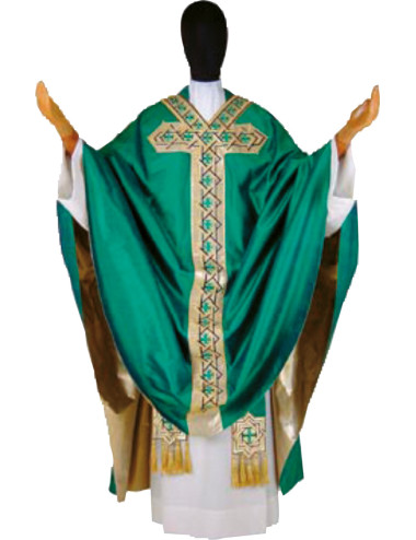 Gothic style Chasuble in silk decorated with braid