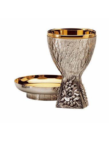 Chalice and chiselled bowl Paten modern style